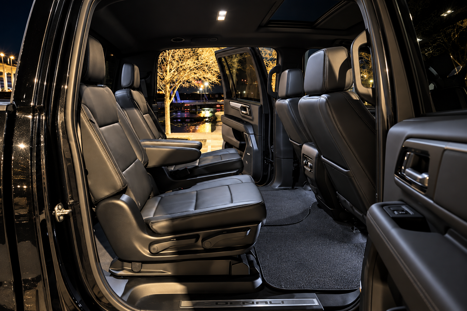 Luxury rear passenger cabin